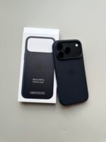 Pitaka Silicone MagSafe Case – iPhone 17 Series - Image 8
