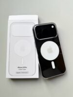 Apple Clear Case with MagSafe (Anti Yellow) - Image 7